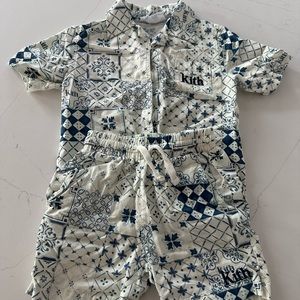Kith kids All over print camp shorts & shirt set 3T